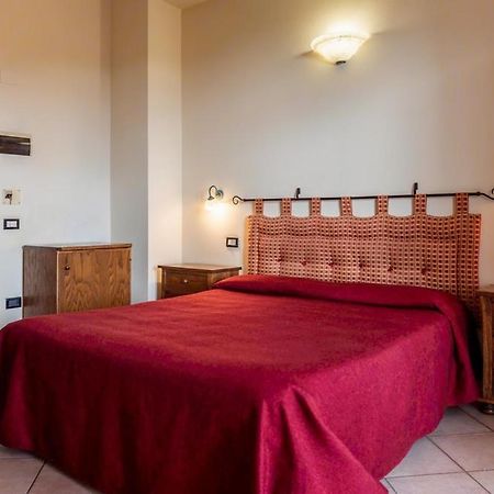 Hotel Rossi Манчиано Экстерьер фото