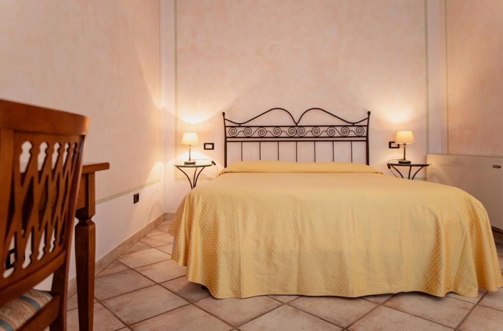 Hotel Rossi Манчиано Экстерьер фото