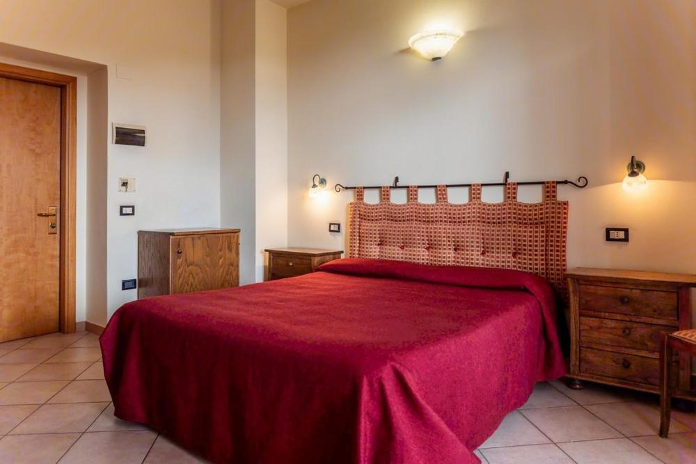 Hotel Rossi Манчиано Экстерьер фото
